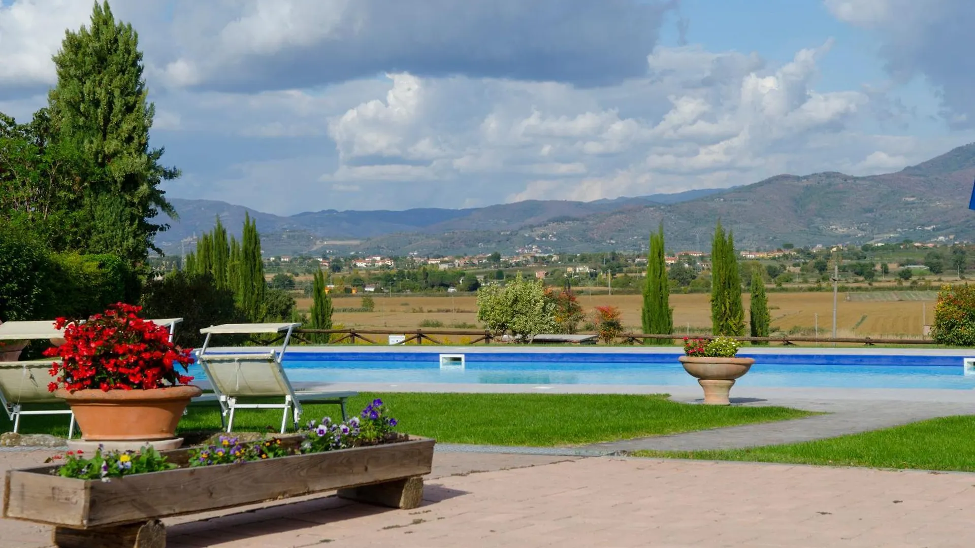 Villa Ludovica By Mmega Cortona Italy