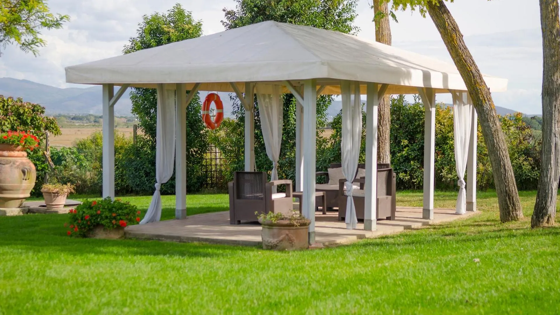 Villa Ludovica By Mmega Cortona