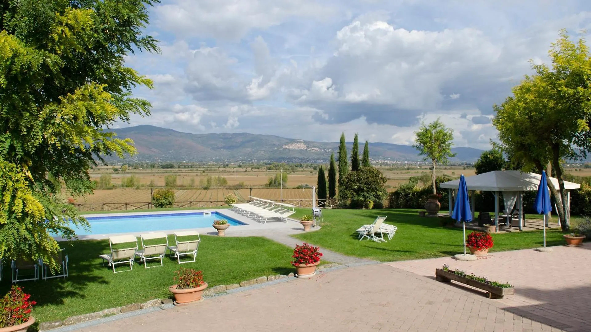 Villa Ludovica By Mmega Cortona